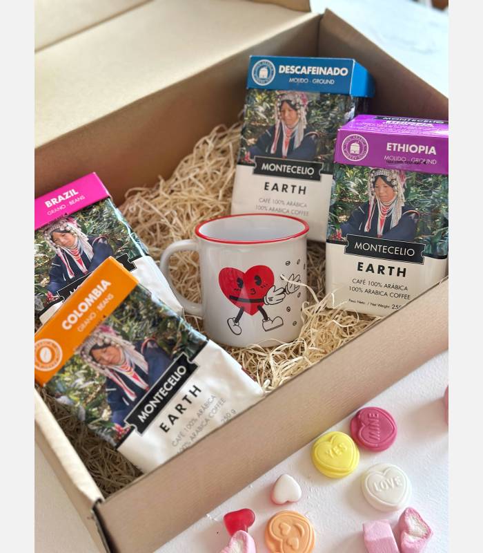 Pack 1 kilo de café molido + Taza Coffee Lovers